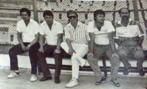 Gloriile fotbalului brailean de la stanga la dreapta : Tudorel Cotiga , E.Tudose , Marian Oprea , Adrian Petrache , Grigore Traian "Primarul "
